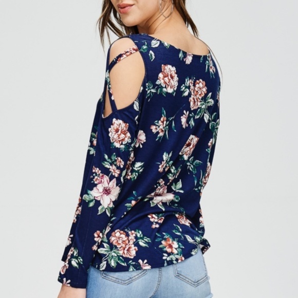 *HOST PICK* Floral Cold Shoulder Top - Picture 3 of 7